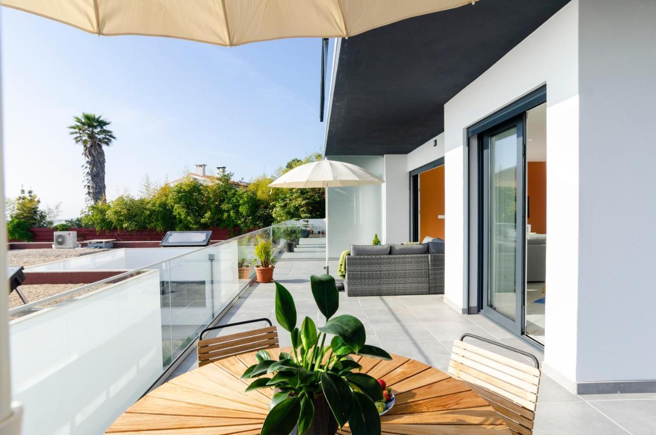 Ocean Views - New Private Condominium With Pool & Sea Views Nazaré Zewnętrze zdjęcie